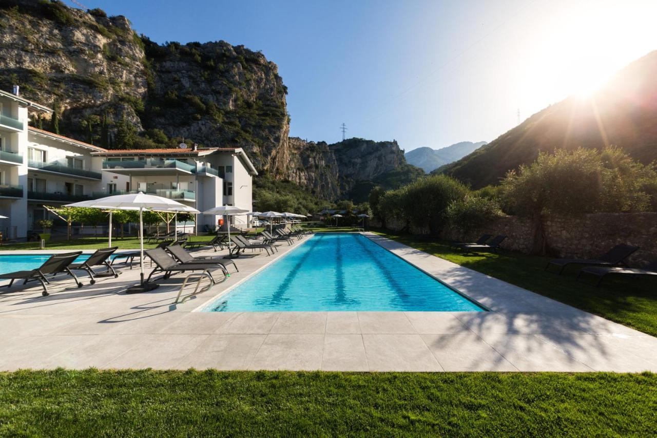 Aktivhotel Santalucia Torbole Sul Garda Exteriör bild