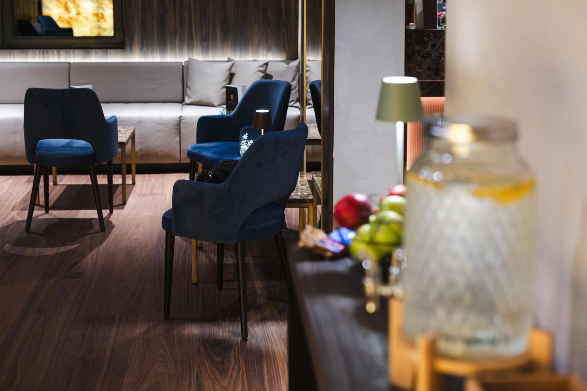 Aktivhotel Santalucia Torbole Sul Garda Exteriör bild