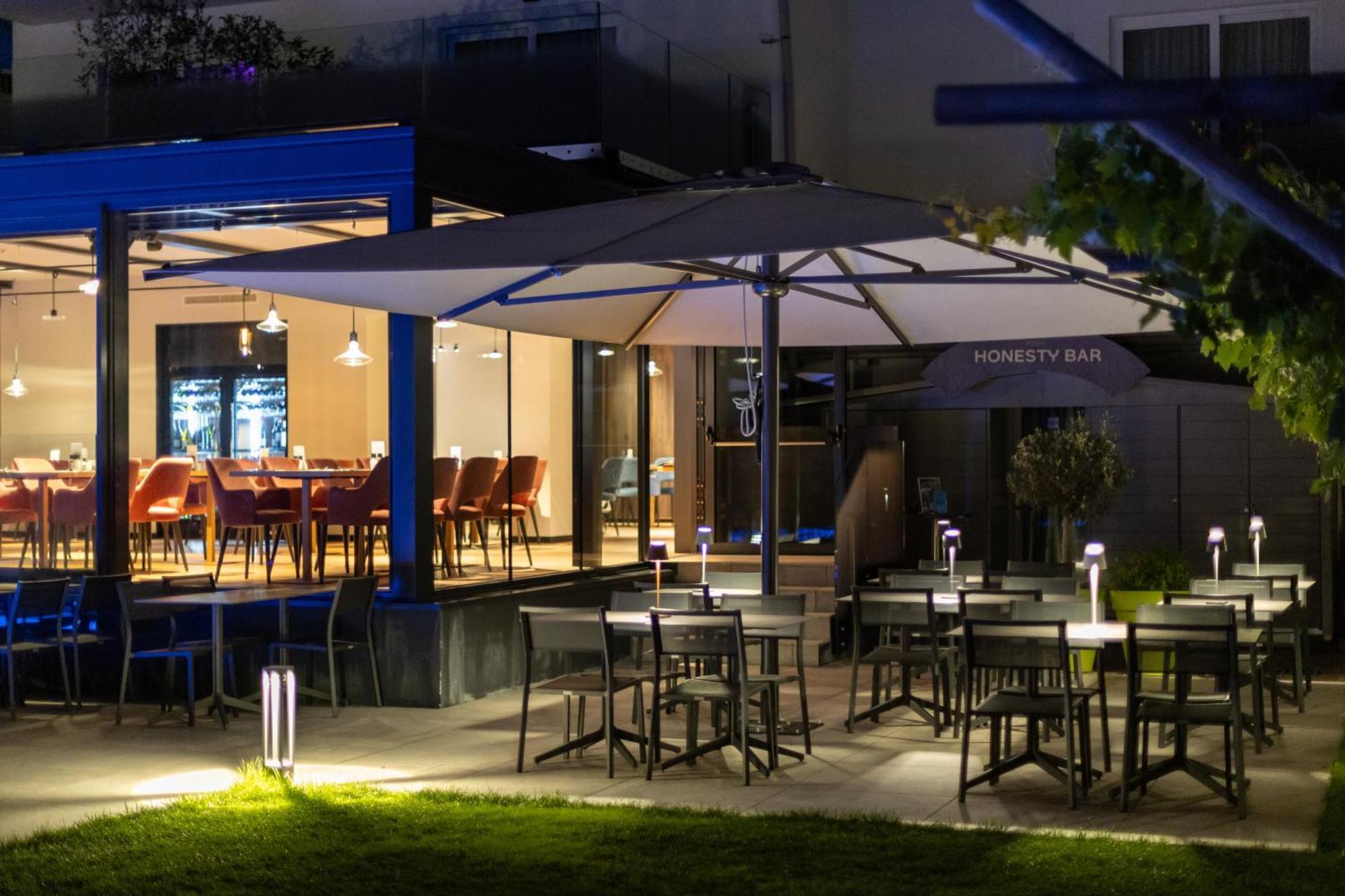 Aktivhotel Santalucia Torbole Sul Garda Exteriör bild