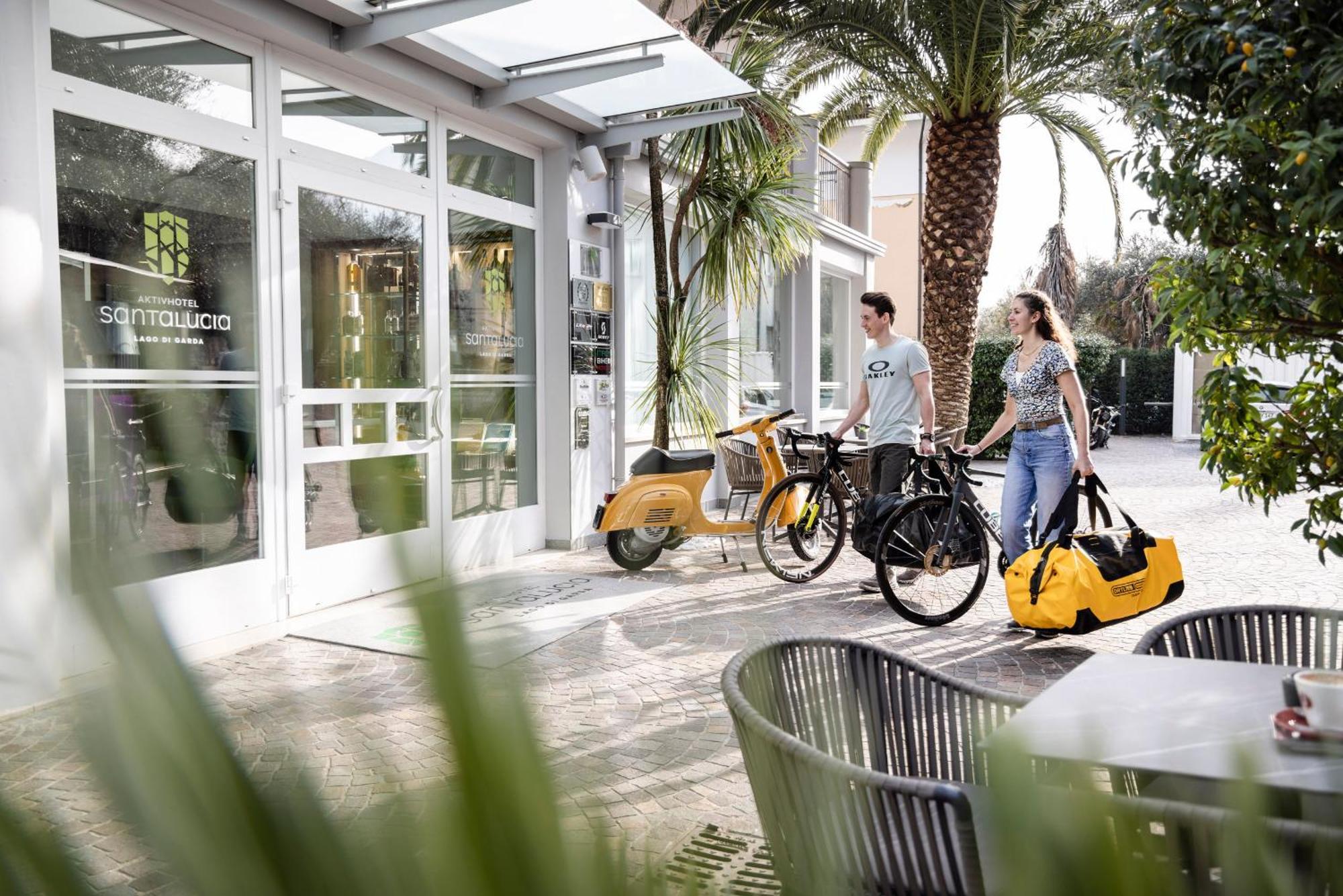 Aktivhotel Santalucia Torbole Sul Garda Exteriör bild