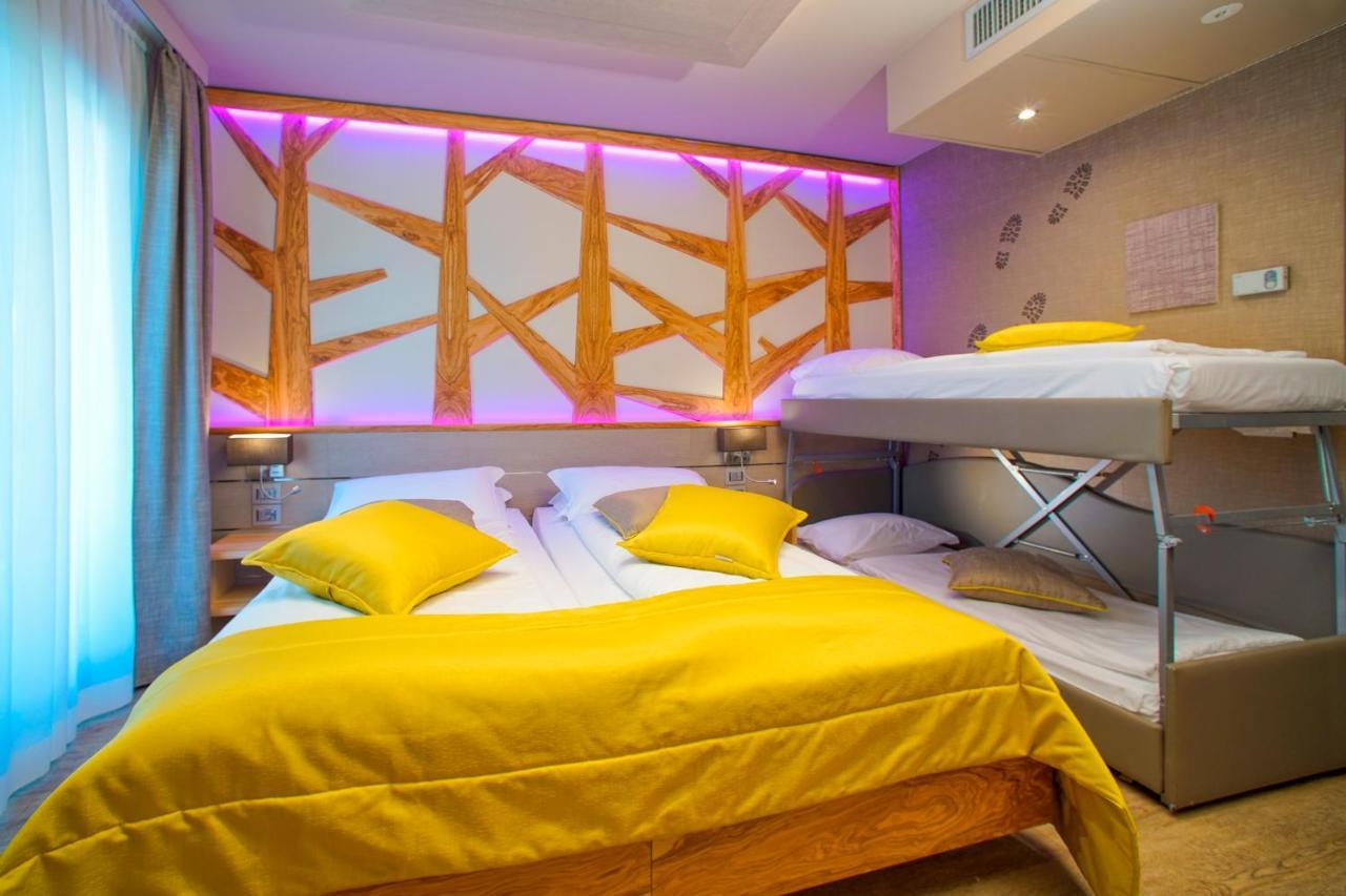 Aktivhotel Santalucia Torbole Sul Garda Exteriör bild